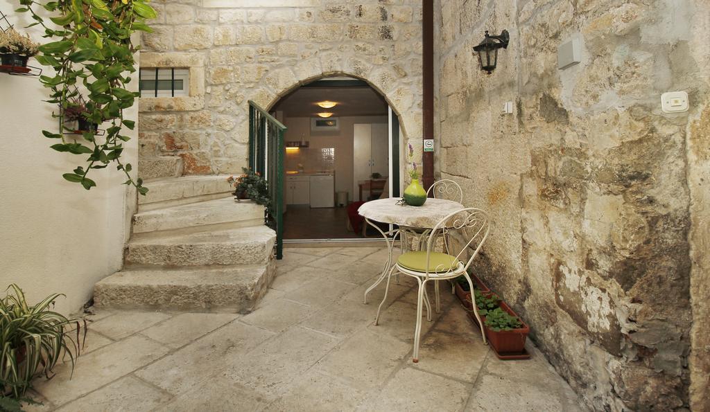 Apartments Caralipeo Makarska Exterior foto